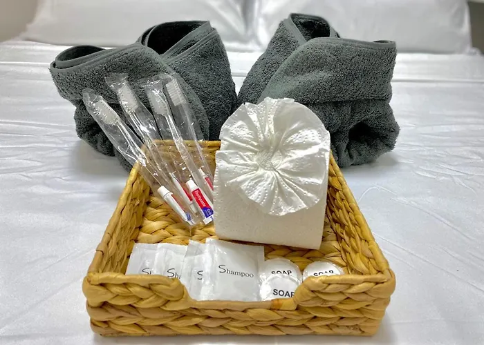 Aparthotel Sanctuary Center 1 Bedroom Staycation In Commonwealth 4*
